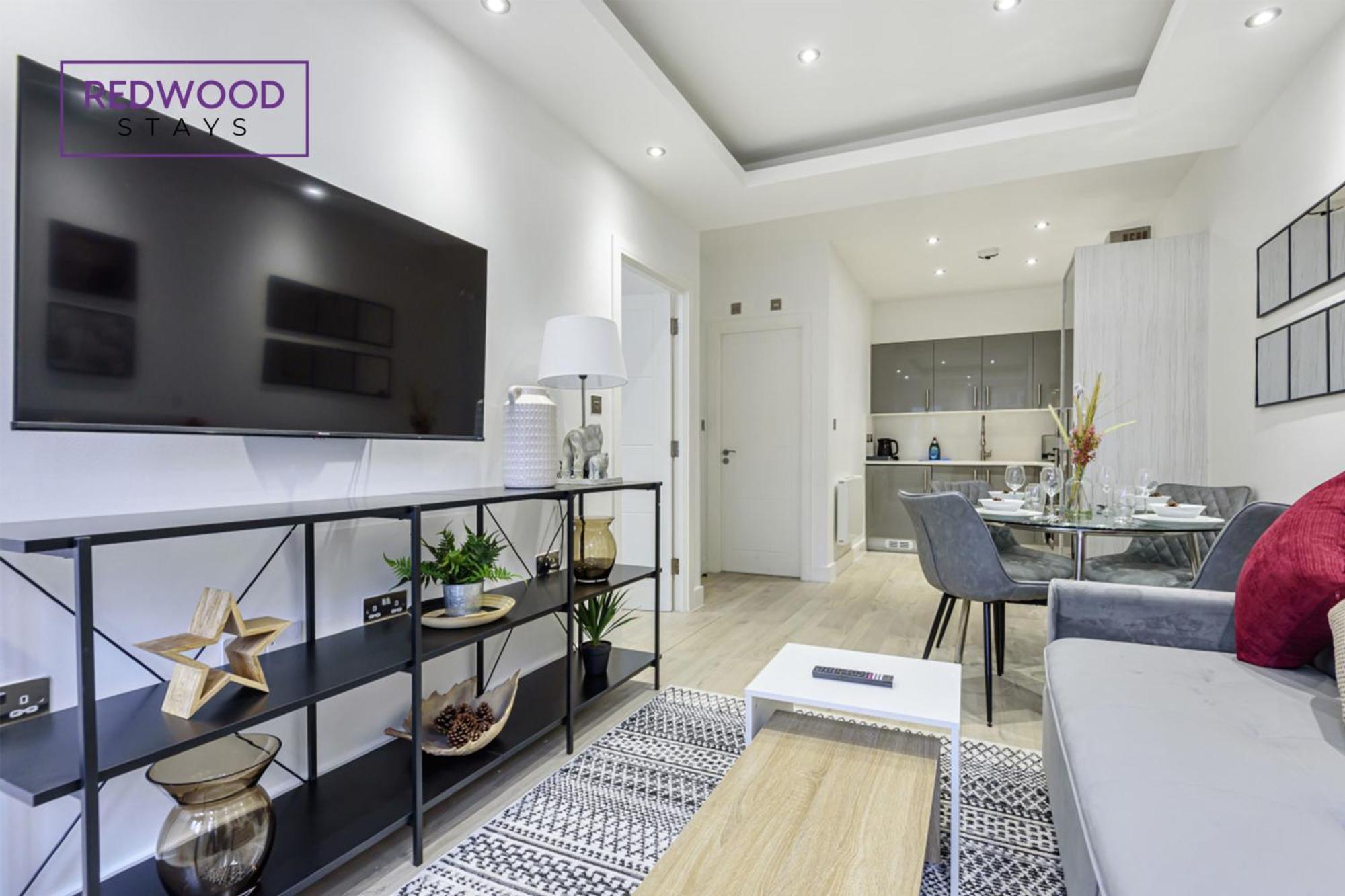 1 Bed 1 Bath Town Center Apartments For Corporates & Contractors, Wifi, Netflix And Parking On Selected Units By Redwood Stays Aldershot Kültér fotó